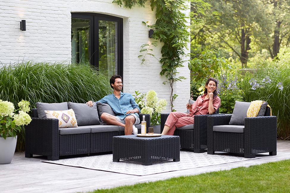 Salon de jardin California : Canapé 3 places + 2 fauteuils + Table basse - Anthracite