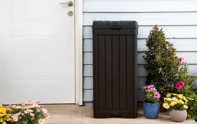 Baltimore Black Outdoor Trash Can - Keter