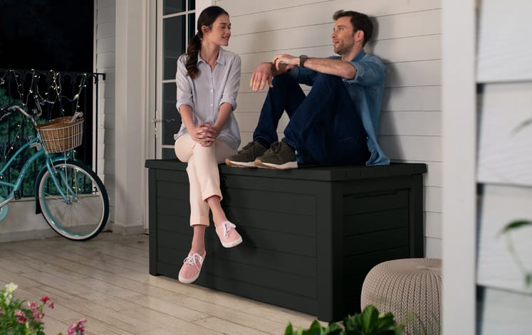 Acheter le coffre de rangement pour terrasse Northwood en résine (165 gallons, 22 pi 3) – Keter Canada